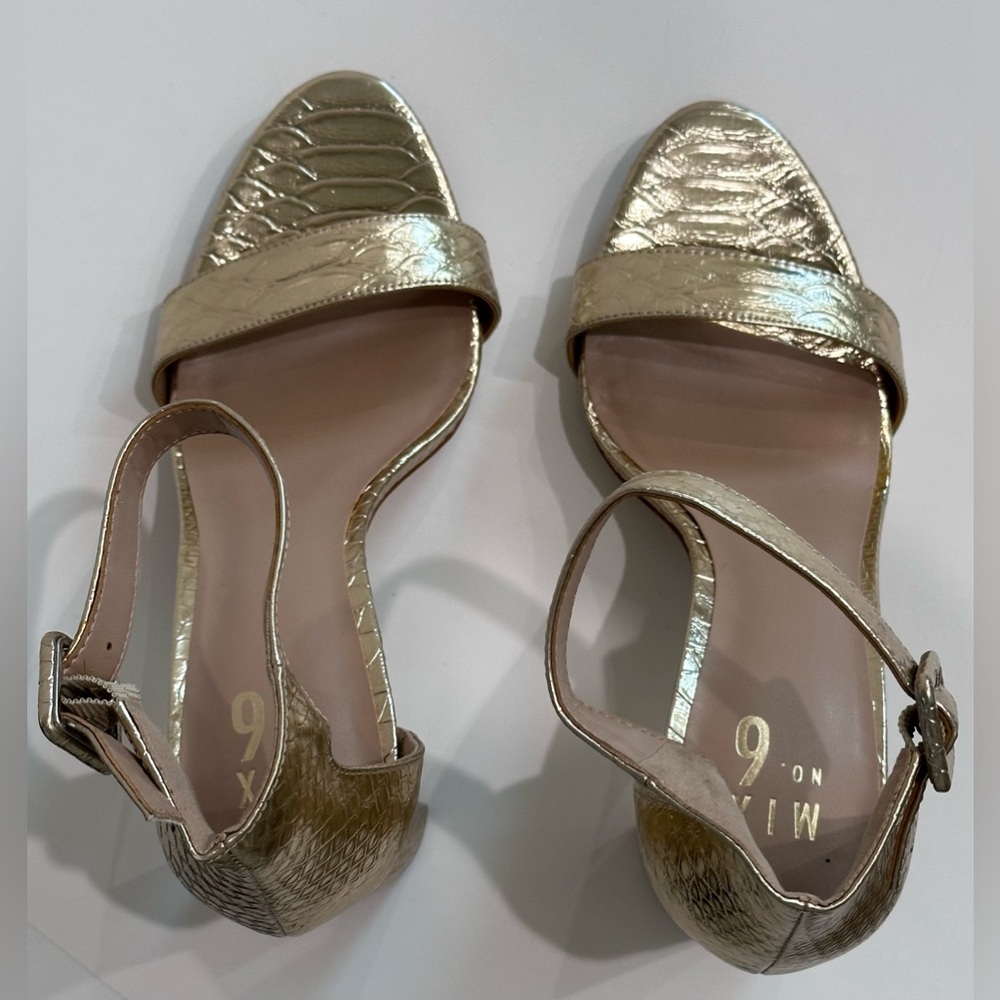 Mix No. 6 Gold Block Heel Sandals - Picture 4 of 12